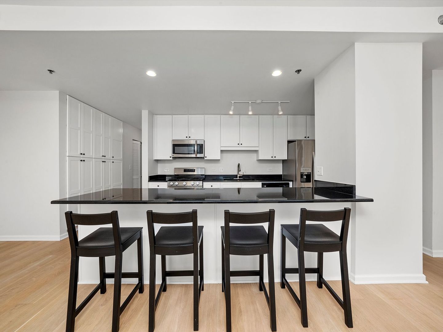 1255 S State Street Unit: 1703