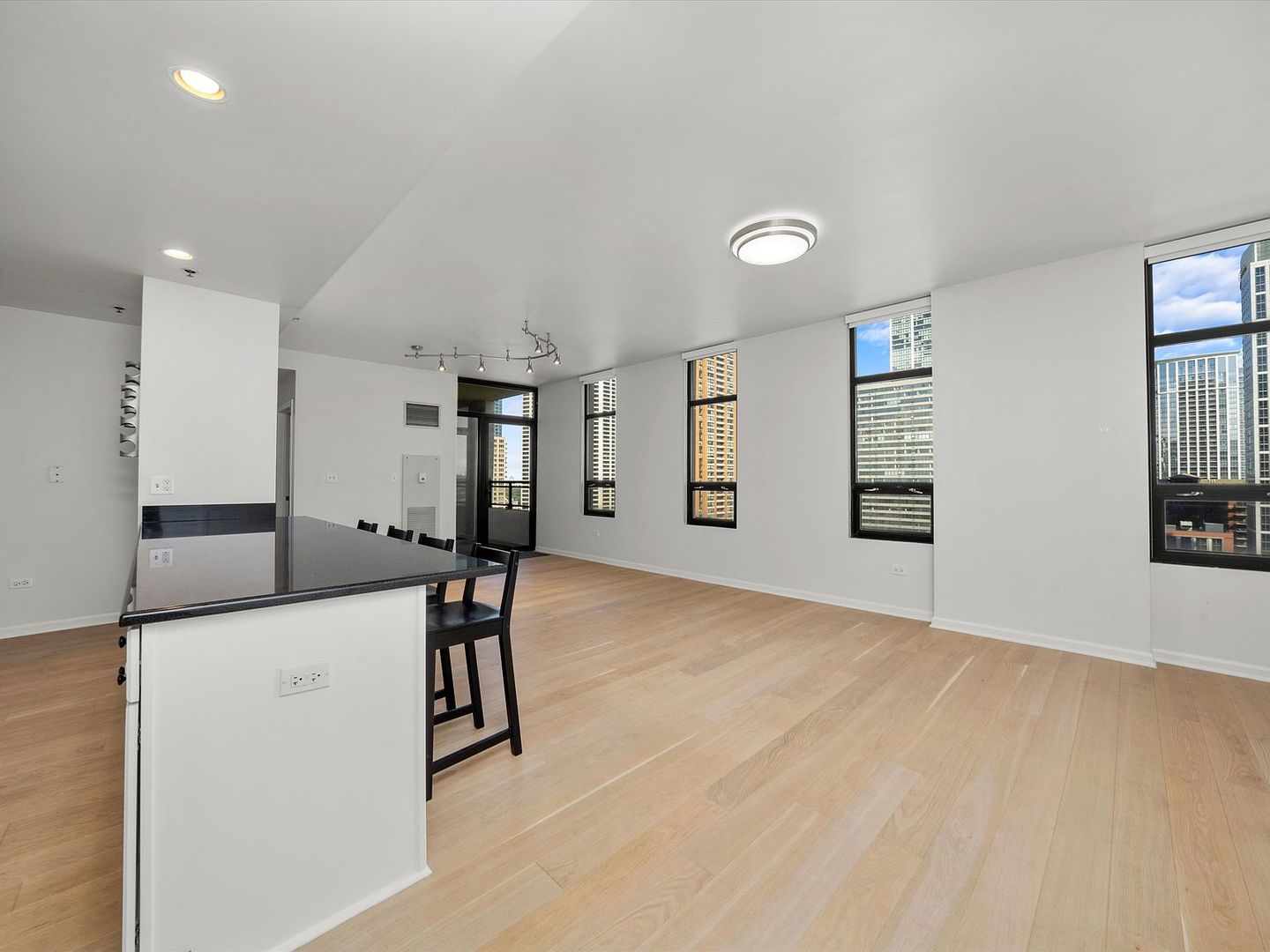 1255 S State Street Unit: 1703