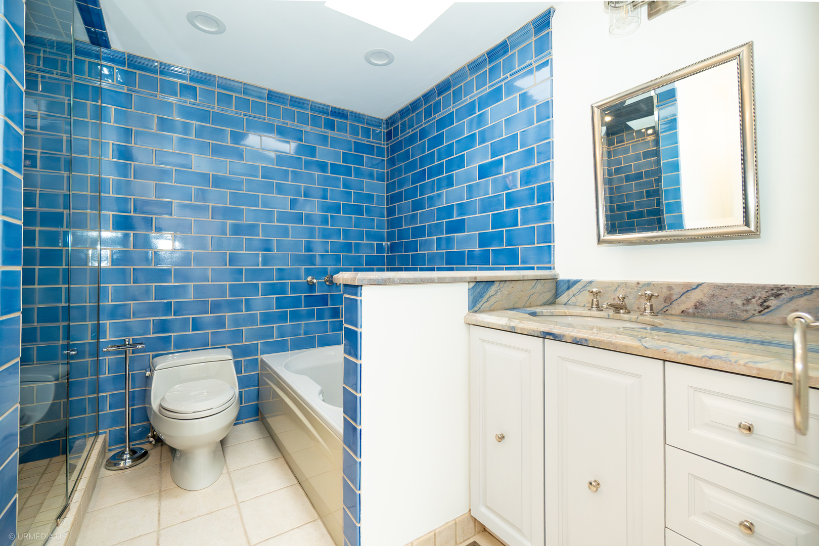 1410 W WRIGHTWOOD Avenue