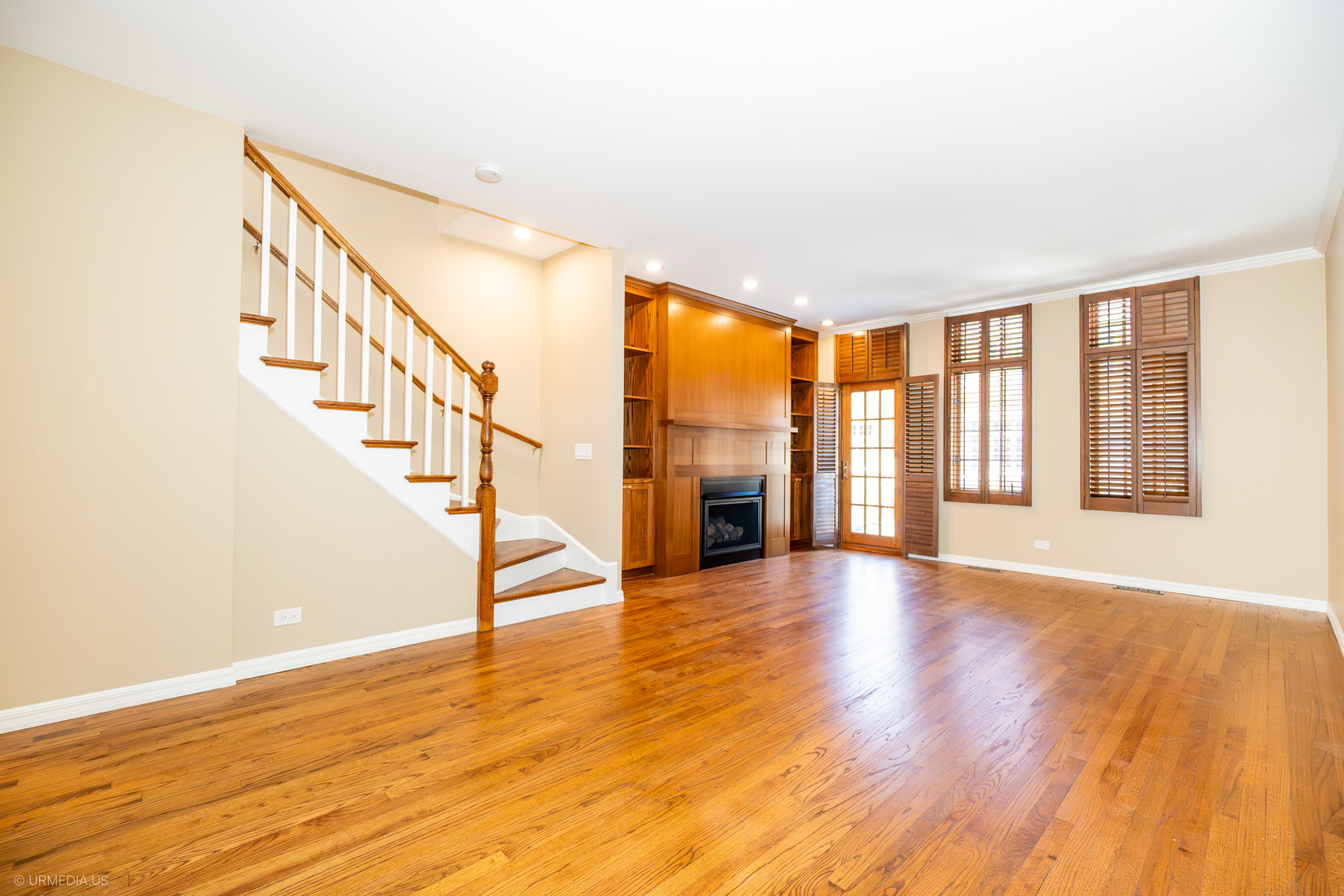 1410 W WRIGHTWOOD Avenue