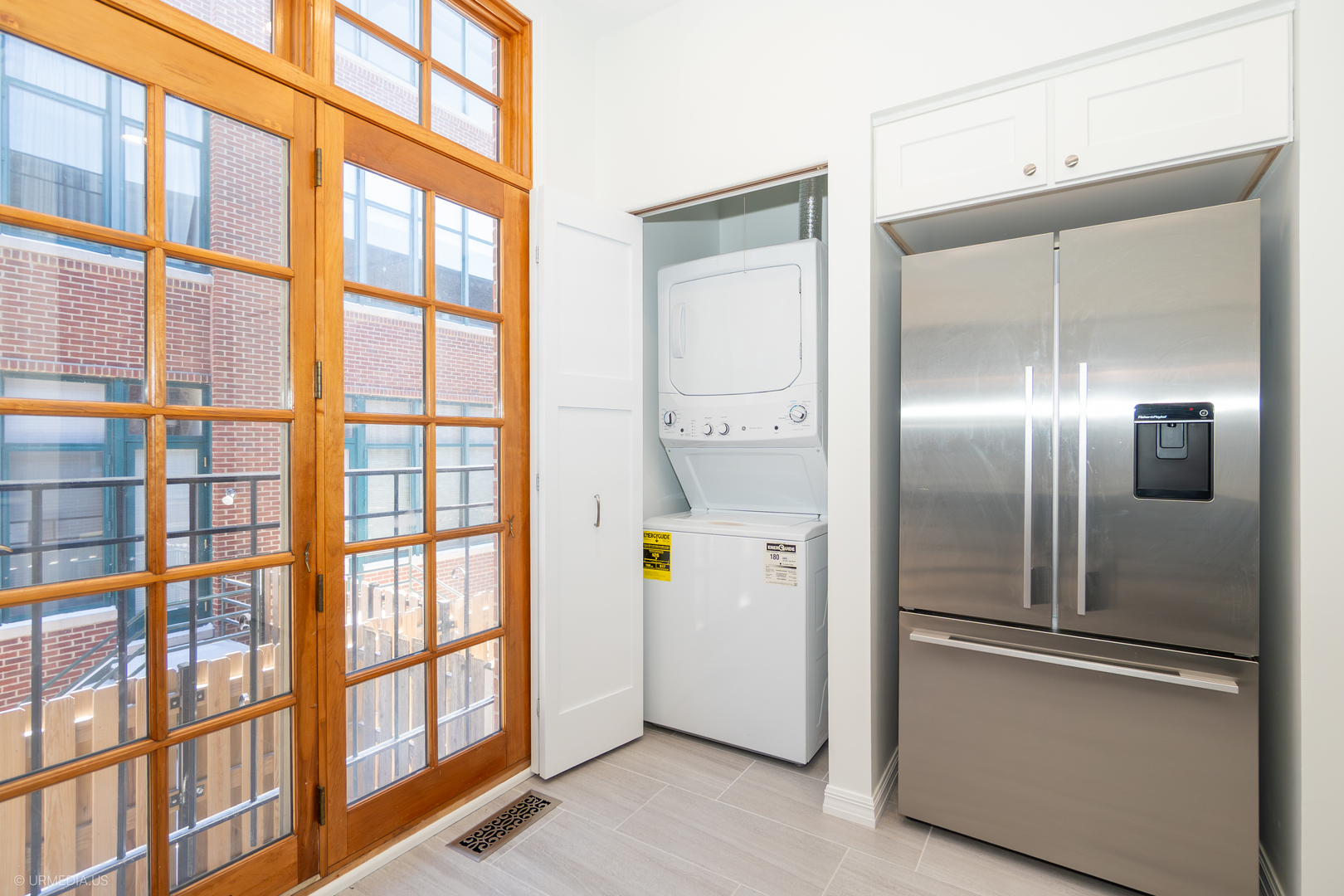 1410 W WRIGHTWOOD Avenue