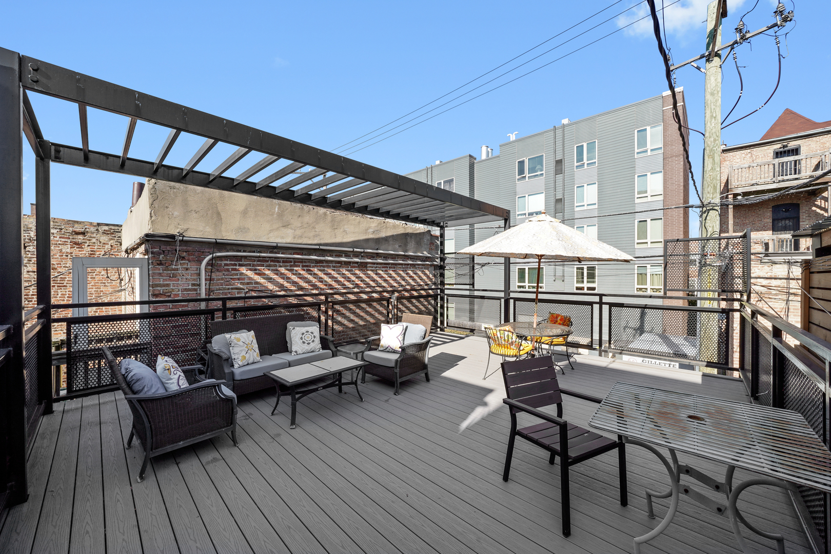 1636 W Warren Boulevard Unit: 1