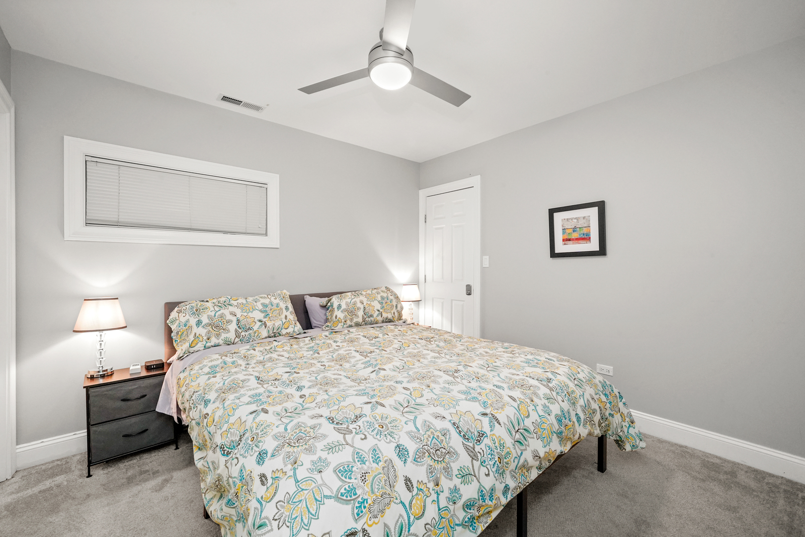 1636 W Warren Boulevard Unit: 1