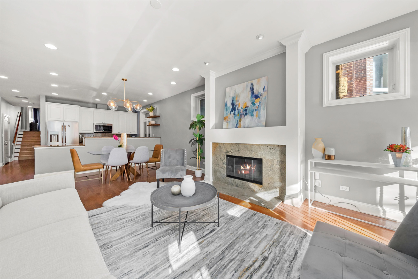 1116 W Hubbard Street Unit: 1E