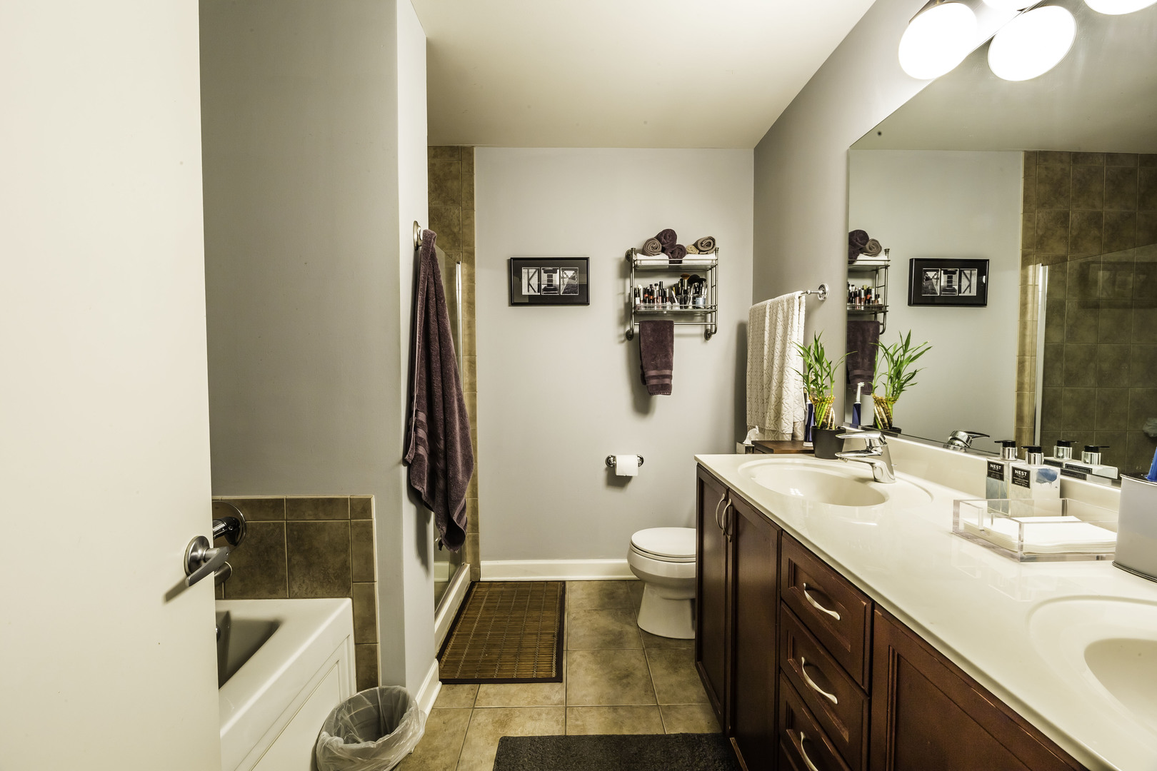 451 W Huron Street Unit: 1311