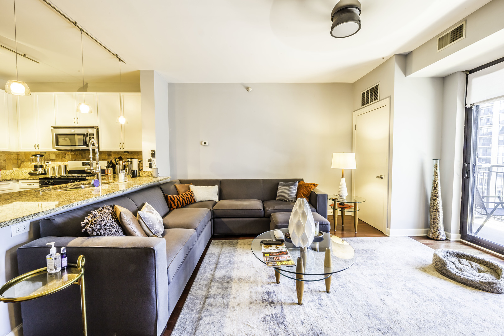 451 W Huron Street Unit: 1311
