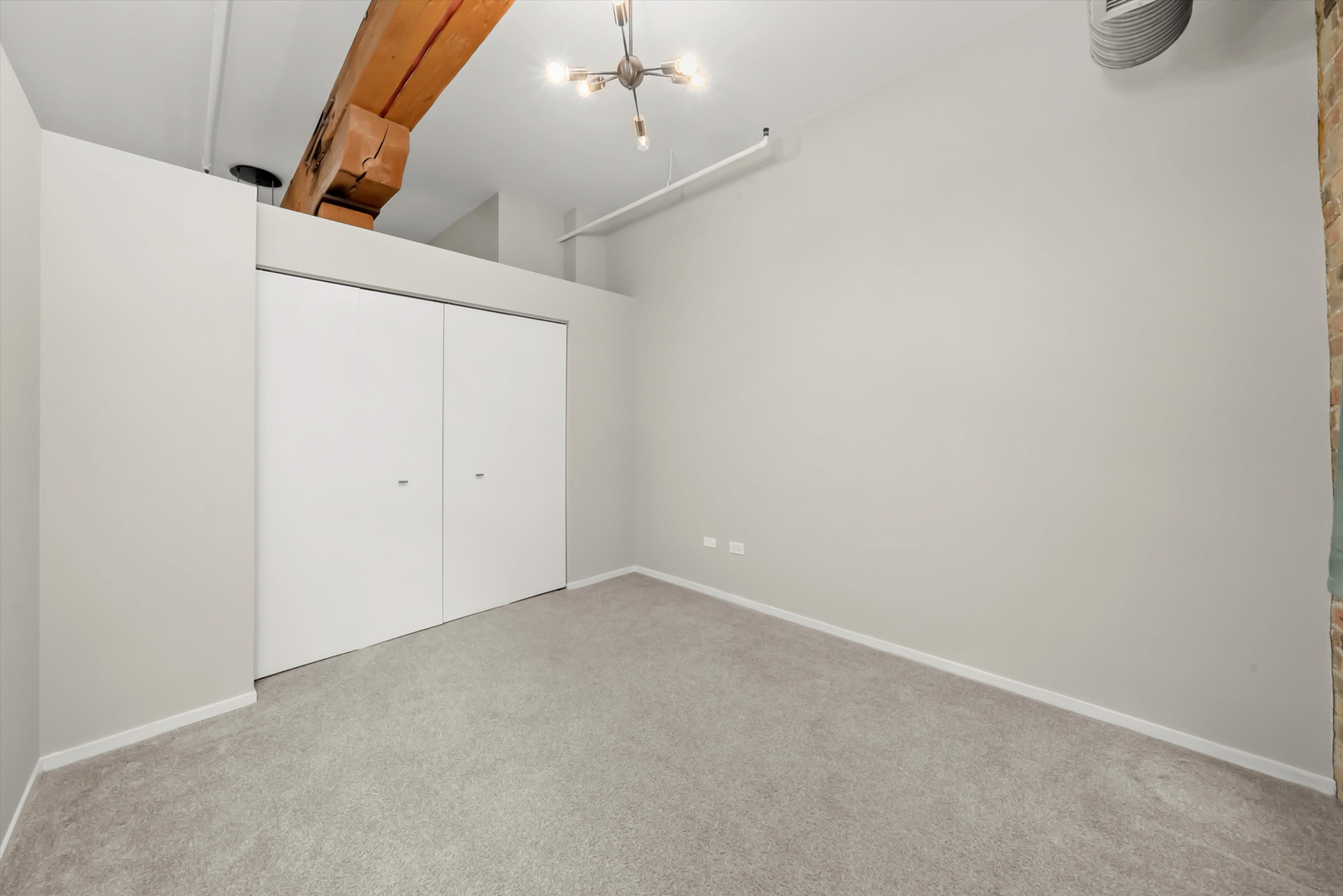 417 S Jefferson Street Unit: 209B