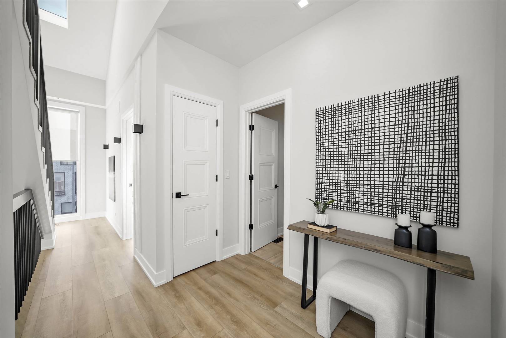 4232 W Belmont Avenue Unit: 2