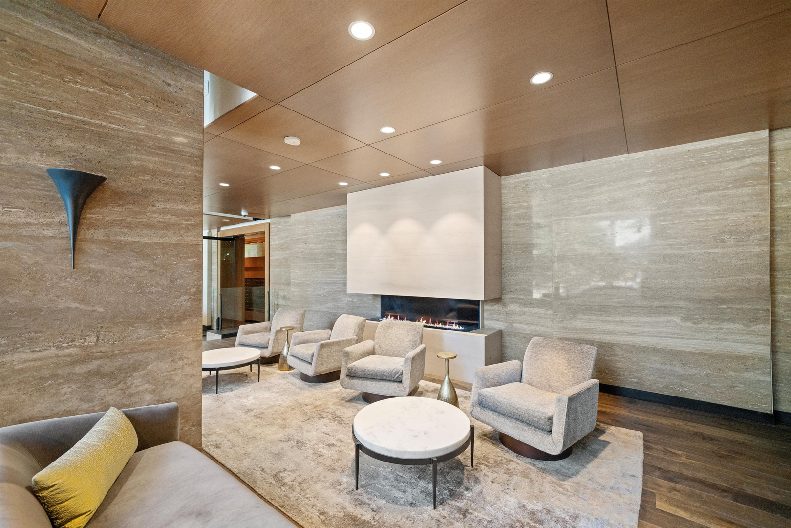 1030 N STATE Street Unit: 34B