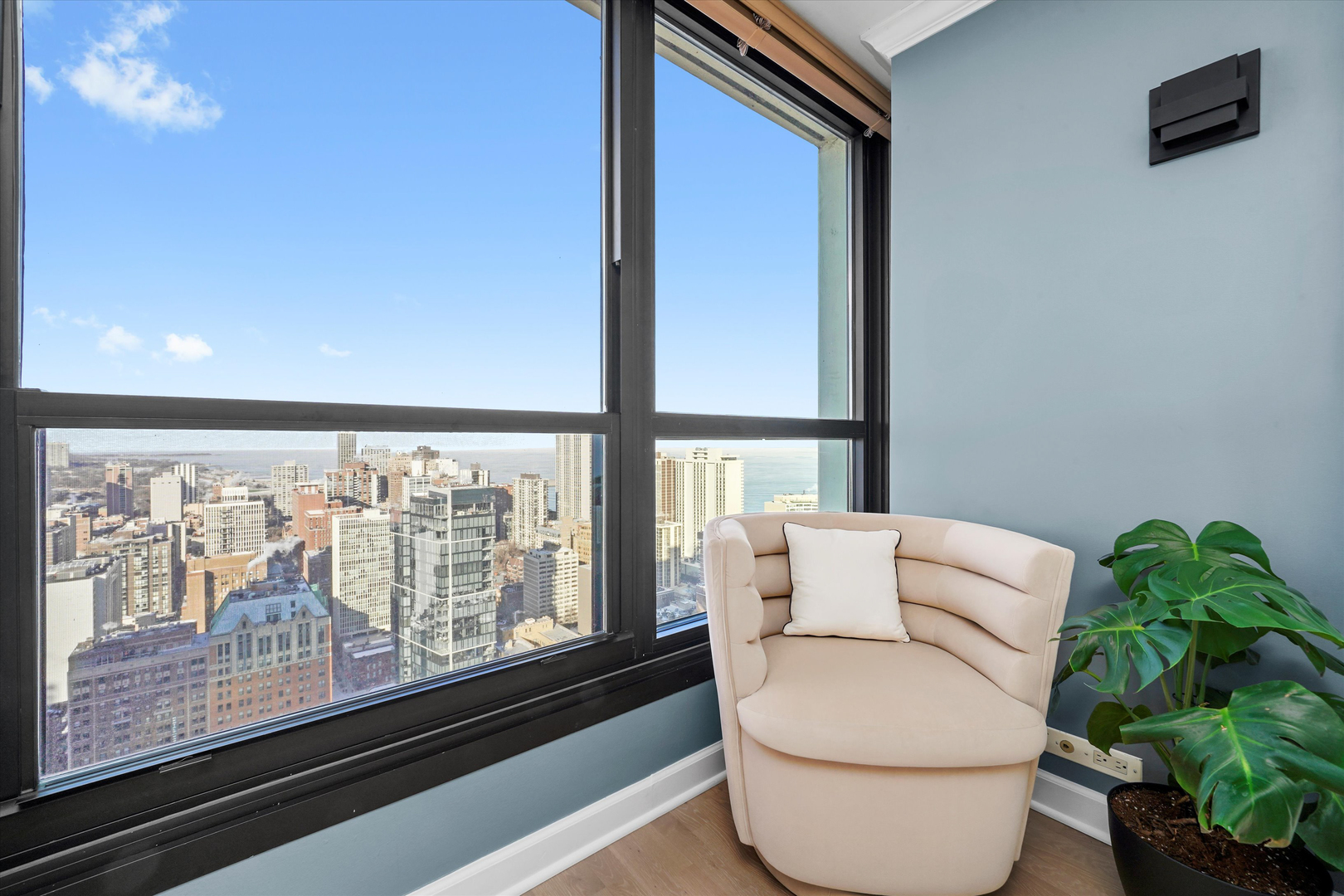 1030 N STATE Street Unit: 34B