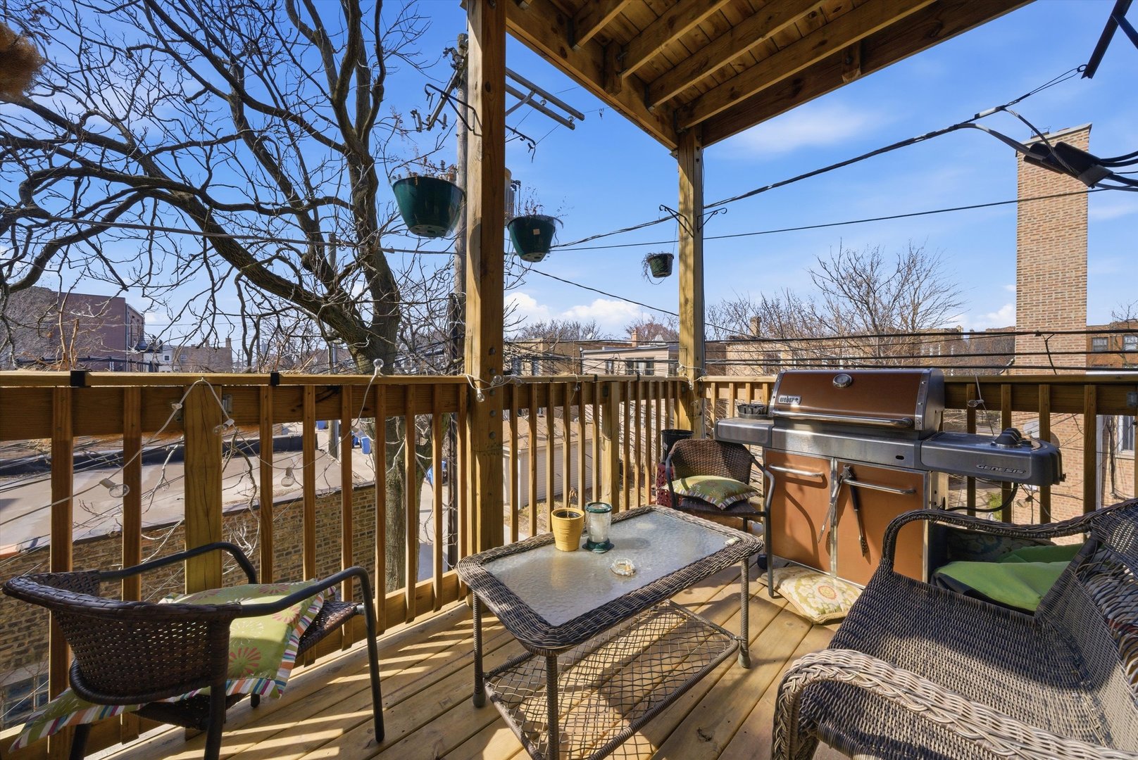 4110 N SOUTHPORT Avenue Unit: 2