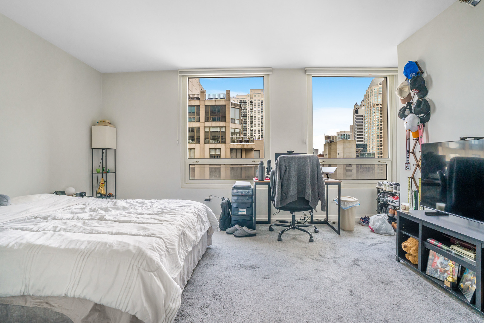 33 W Ontario Street Unit: 26A