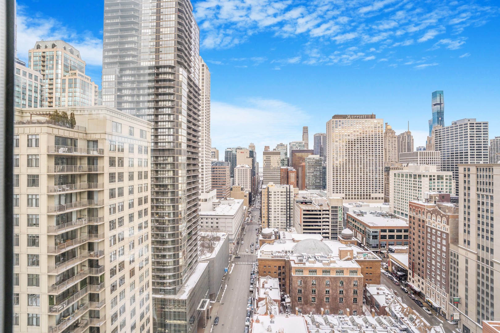 33 W Ontario Street Unit: 26A
