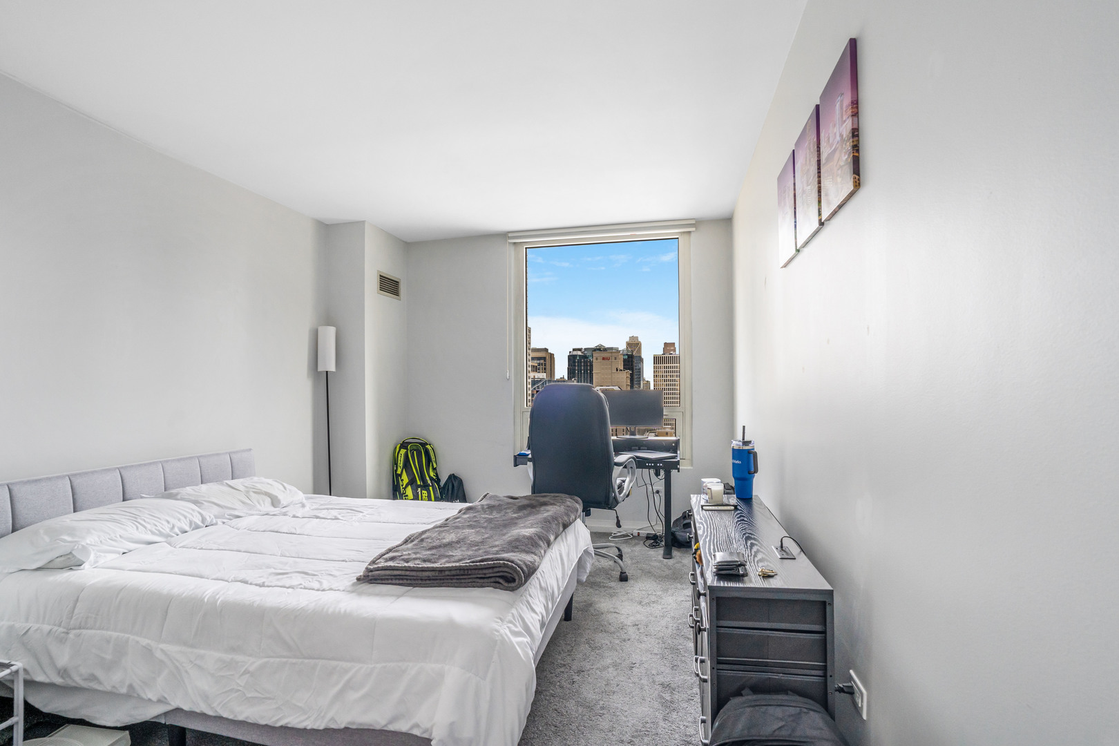33 W Ontario Street Unit: 26A