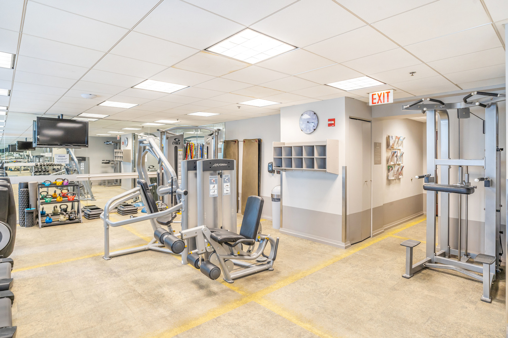 33 W Ontario Street Unit: 26A