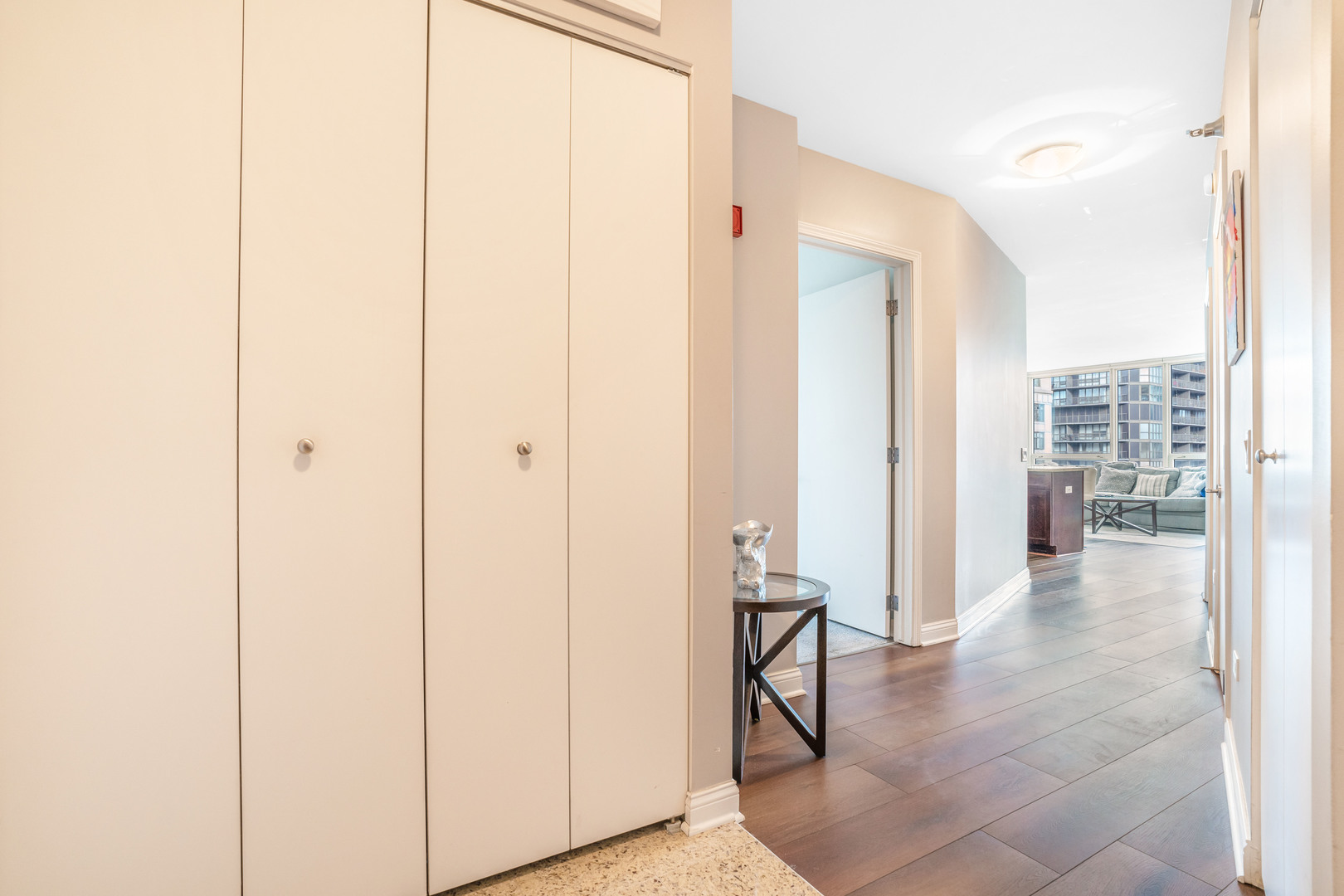 33 W Ontario Street Unit: 26A