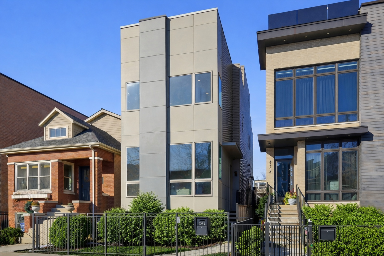 2234 W HURON Street