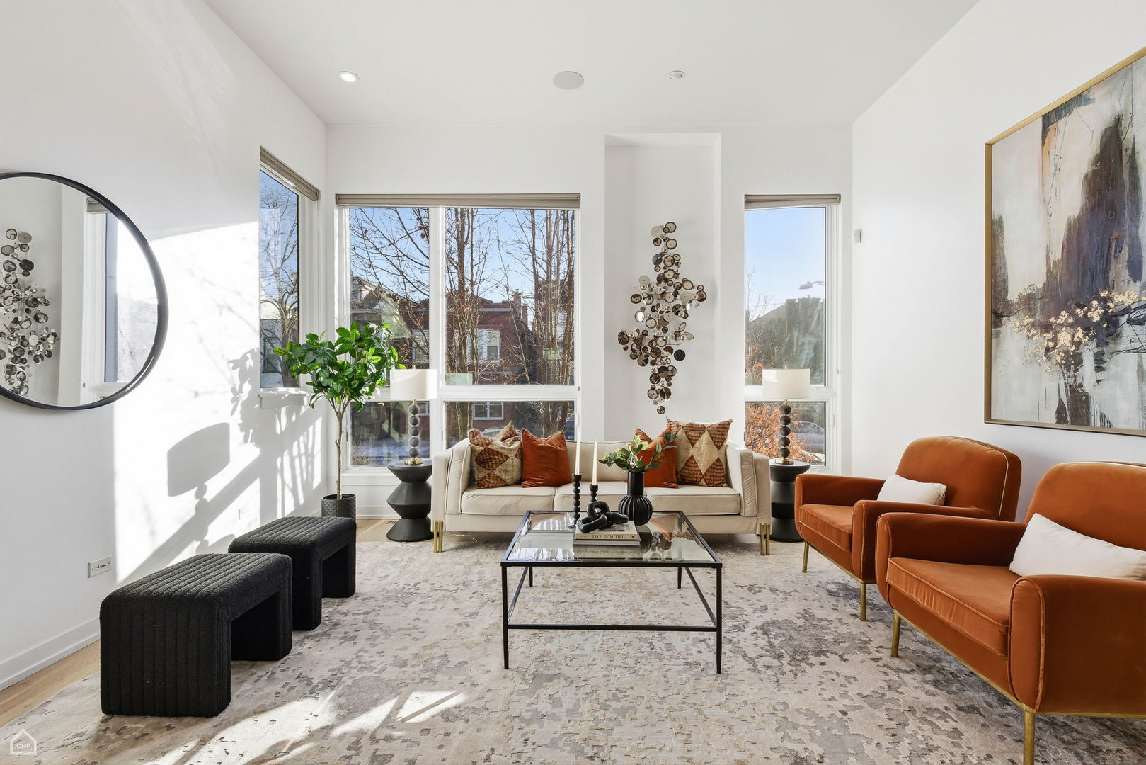 2234 W HURON Street