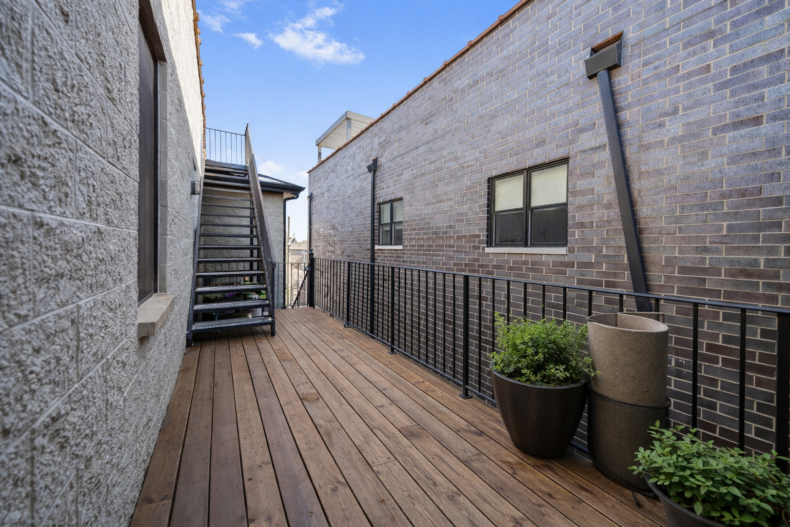 3647 N Damen Avenue Unit: 3