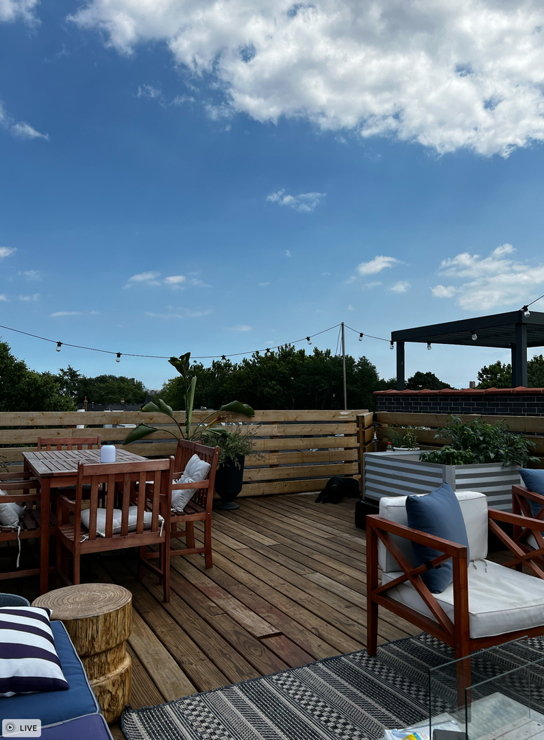 3647 N Damen Avenue Unit: 3