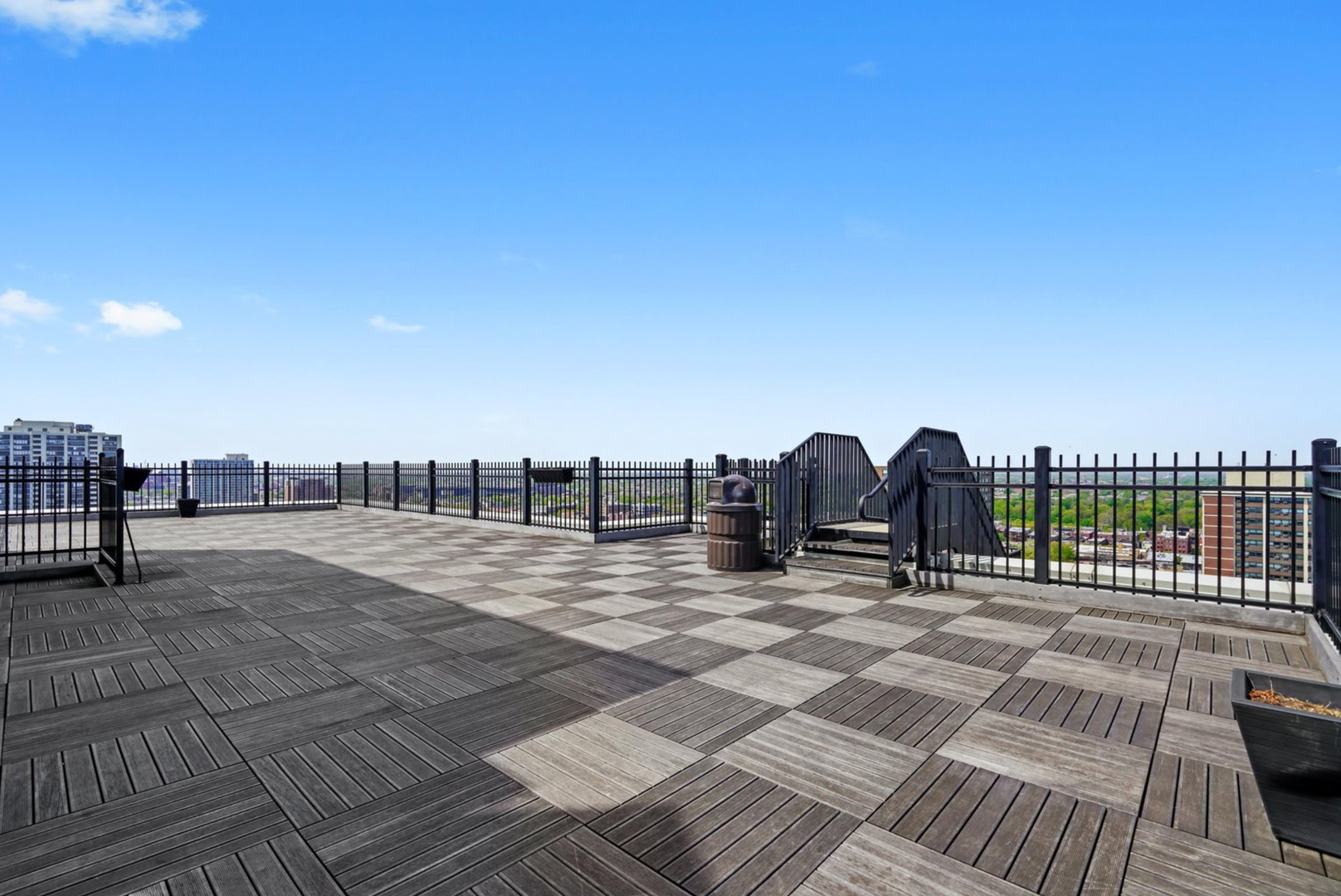 720 W Gordon Terrace Unit: 3B