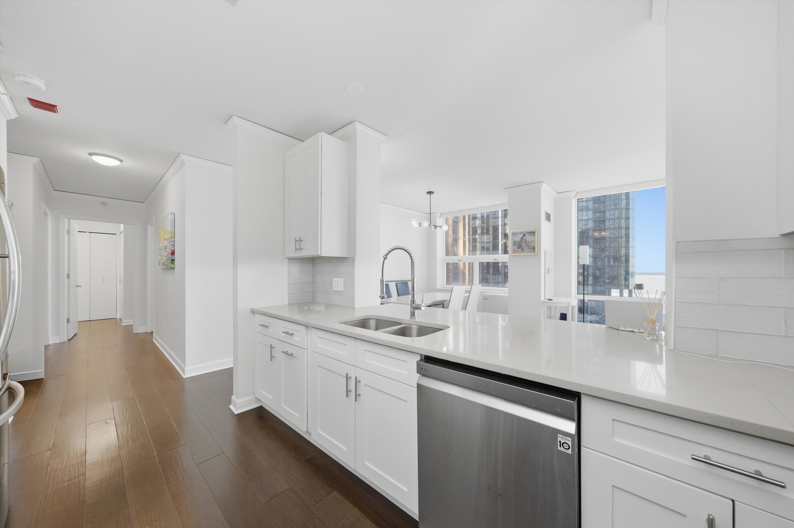 201 N Westshore Drive Unit: 1002