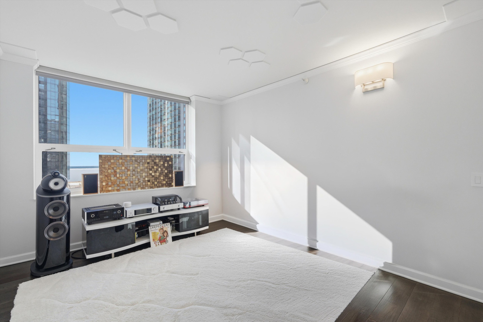 201 N Westshore Drive Unit: 1002