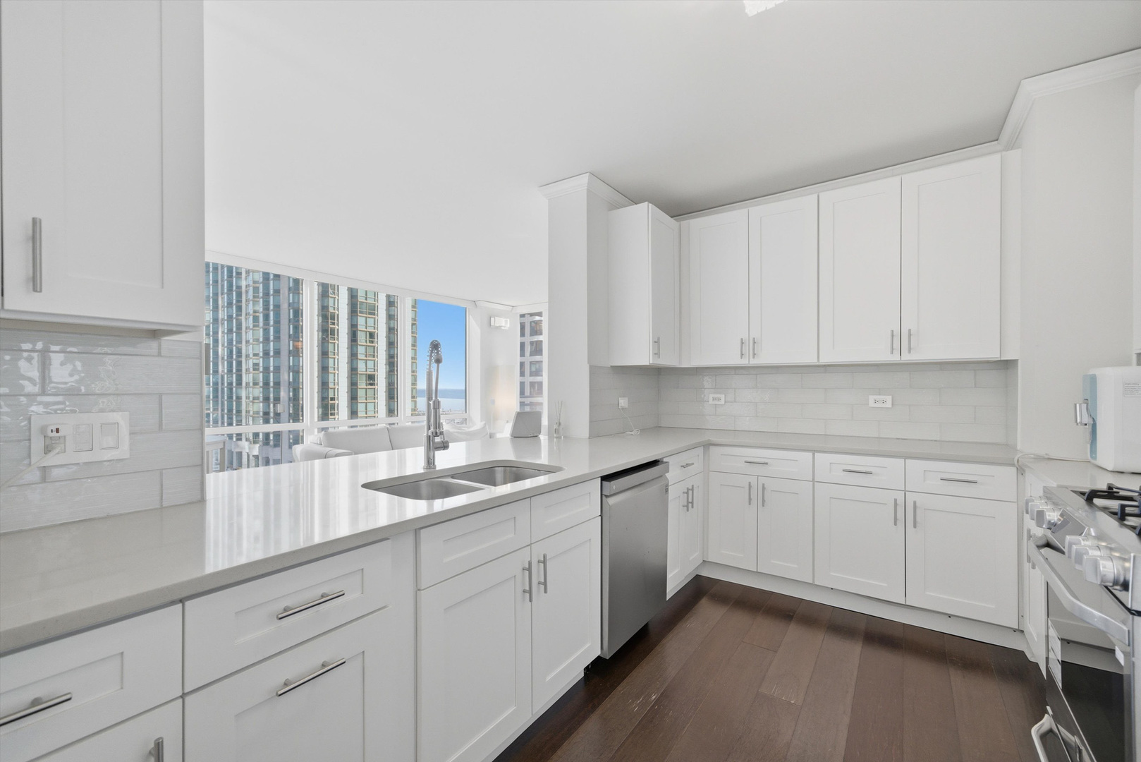 201 N Westshore Drive Unit: 1002