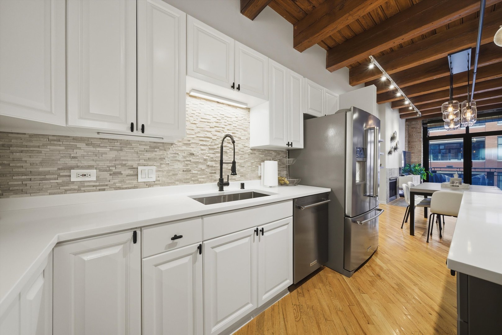 520 W HURON Street Unit: 314