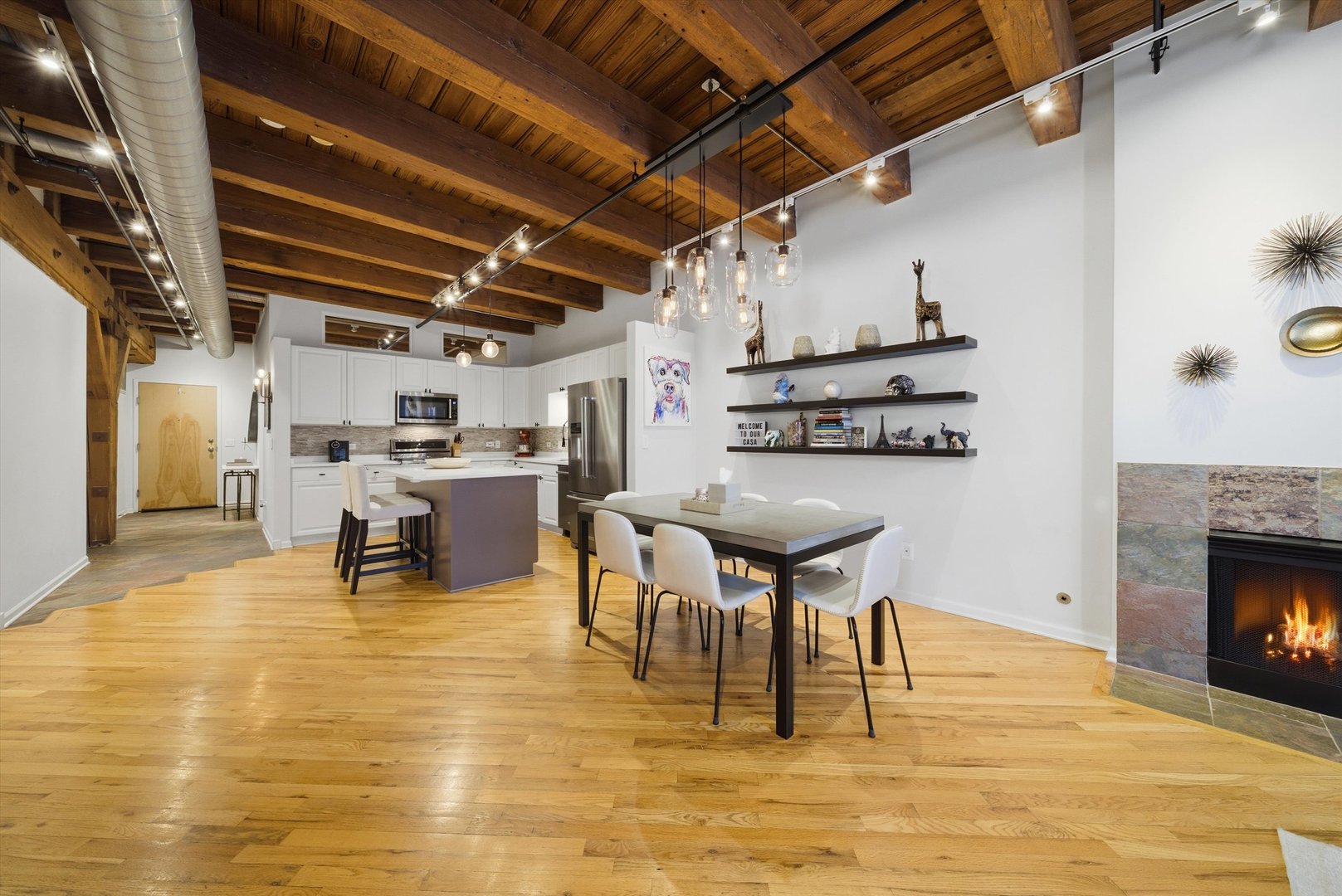 520 W HURON Street Unit: 314