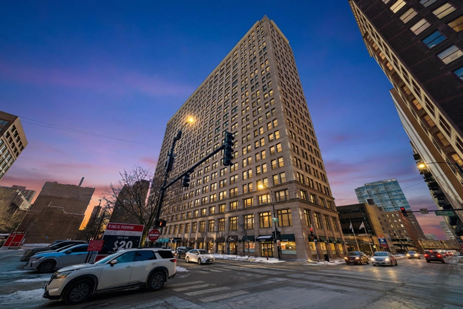 600 S Dearborn Street Unit: 311