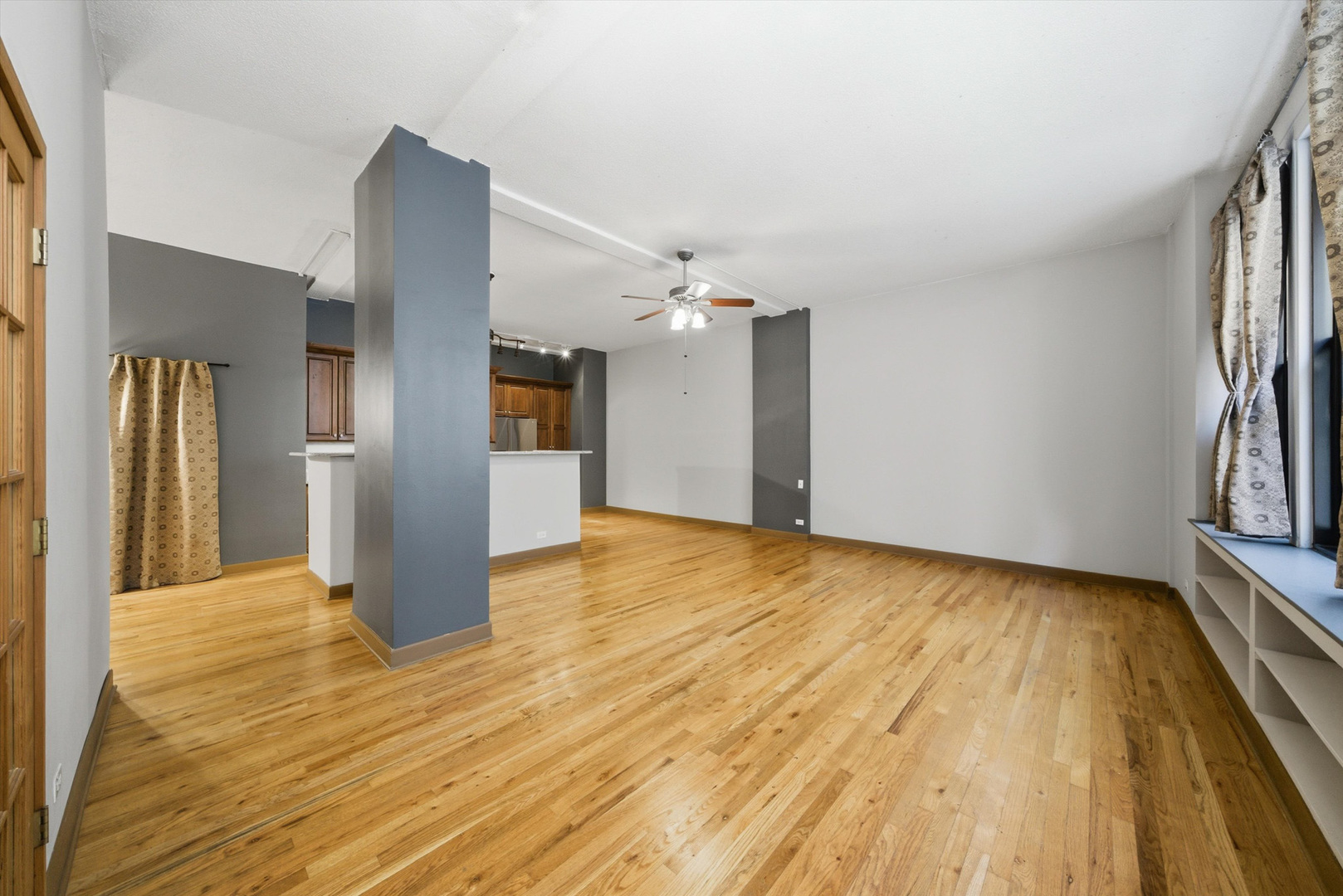 600 S Dearborn Street Unit: 311