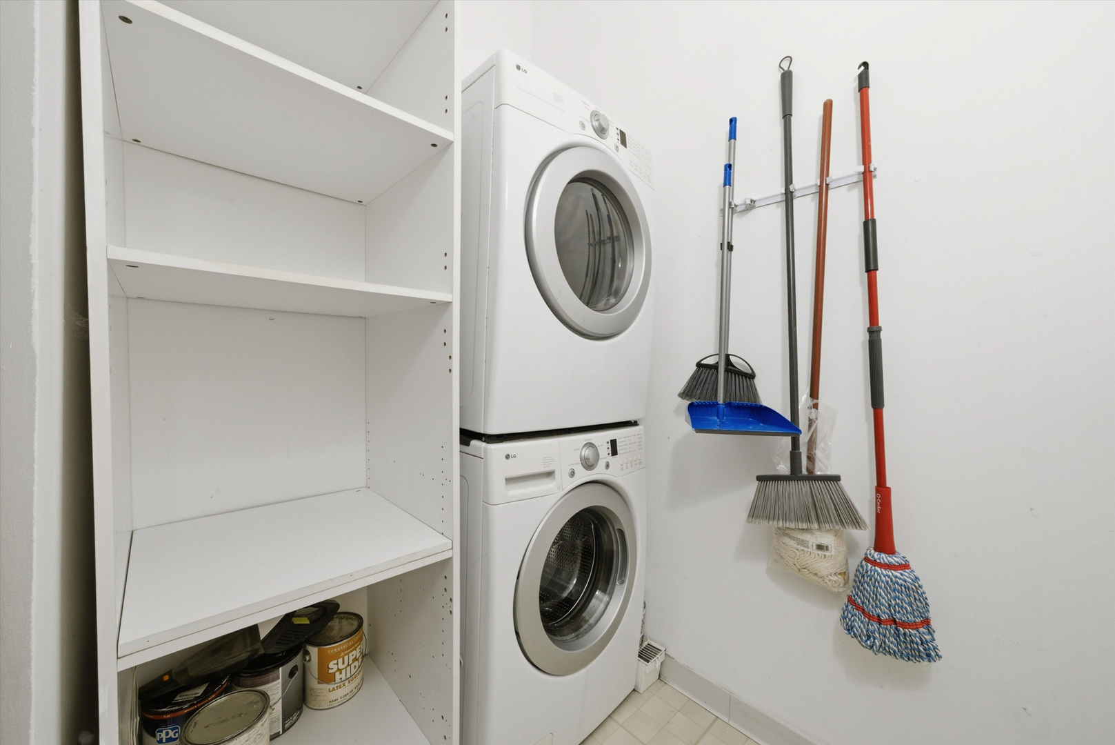 600 S Dearborn Street Unit: 311