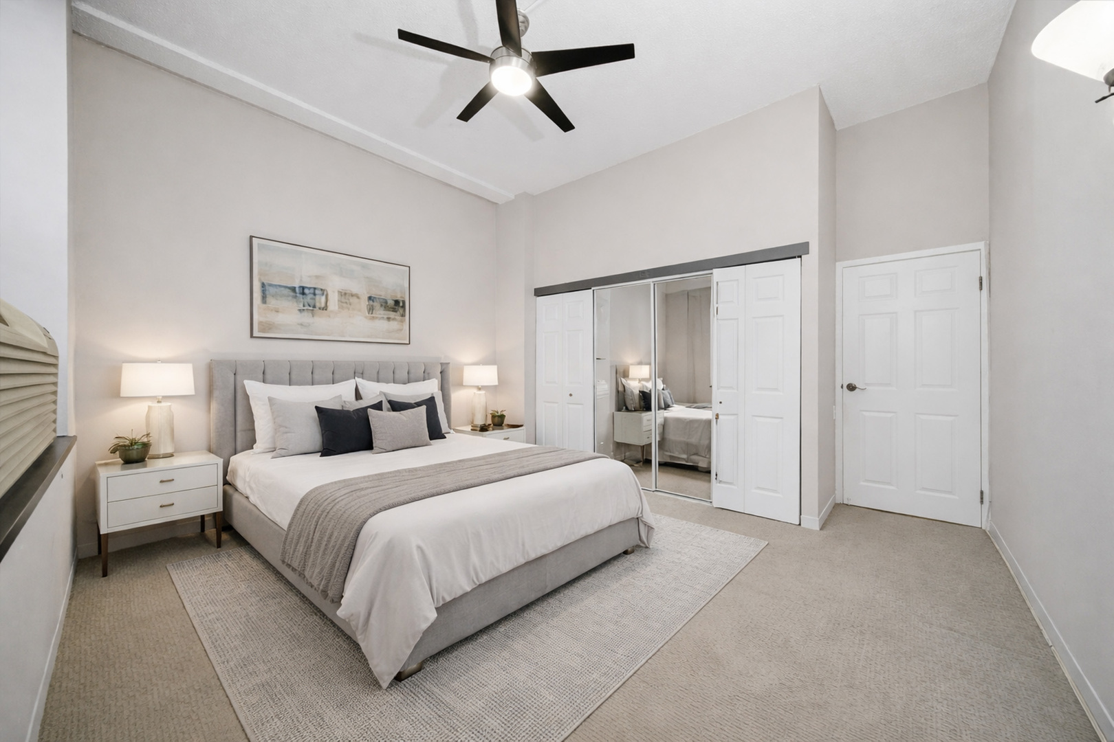 600 S Dearborn Street Unit: 311