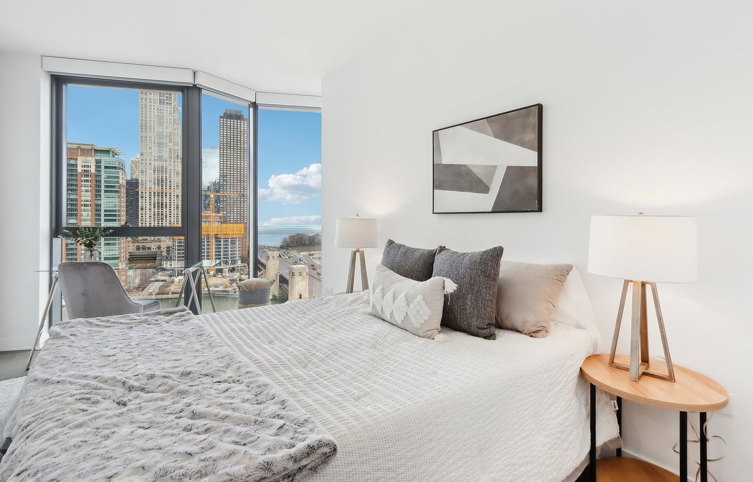 211 N Harbor Drive Unit: 408