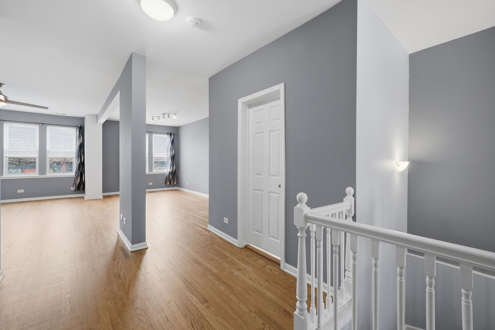 2504 W Balmoral Avenue Unit: 1D