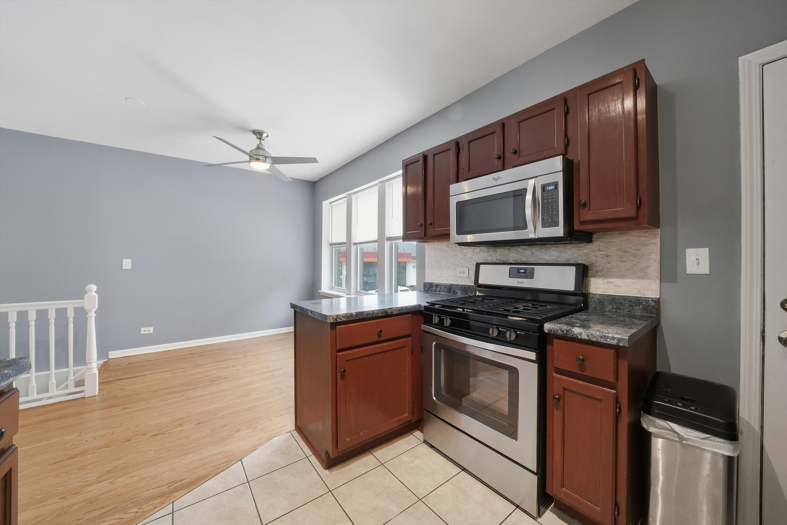 2504 W Balmoral Avenue Unit: 1D