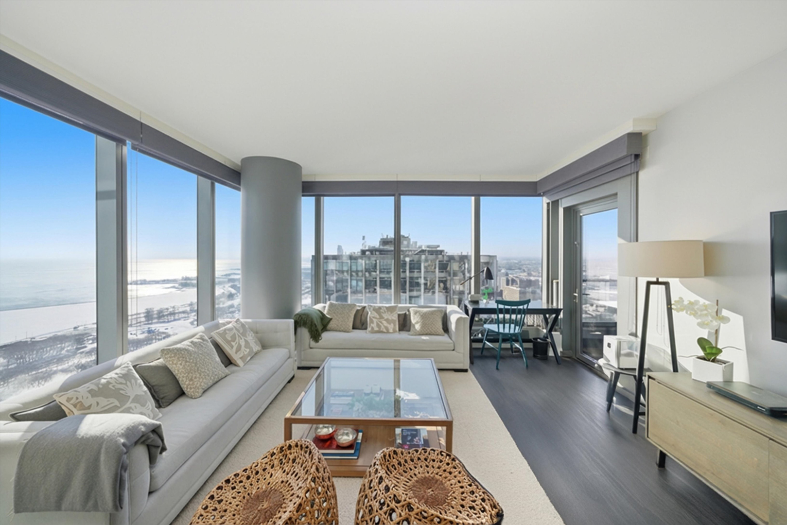 60 E Monroe Street Unit: 5304