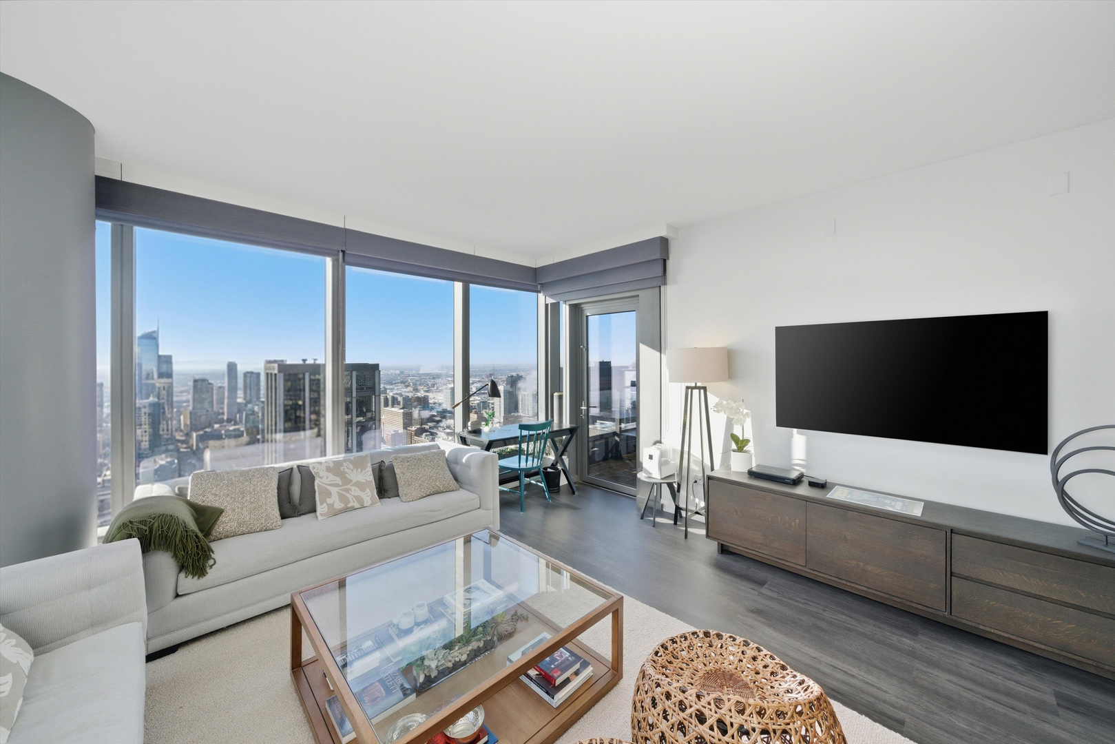60 E Monroe Street Unit: 5304