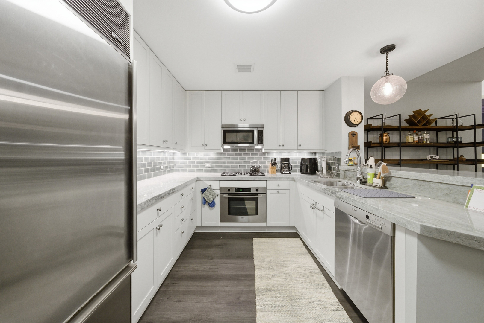 60 E Monroe Street Unit: 5304