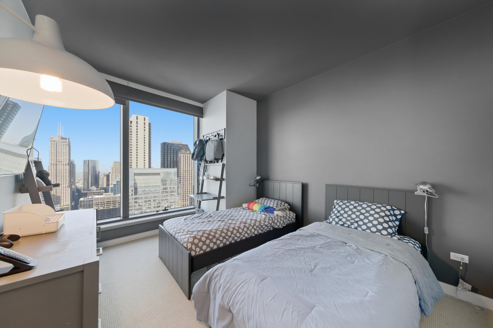60 E Monroe Street Unit: 5304