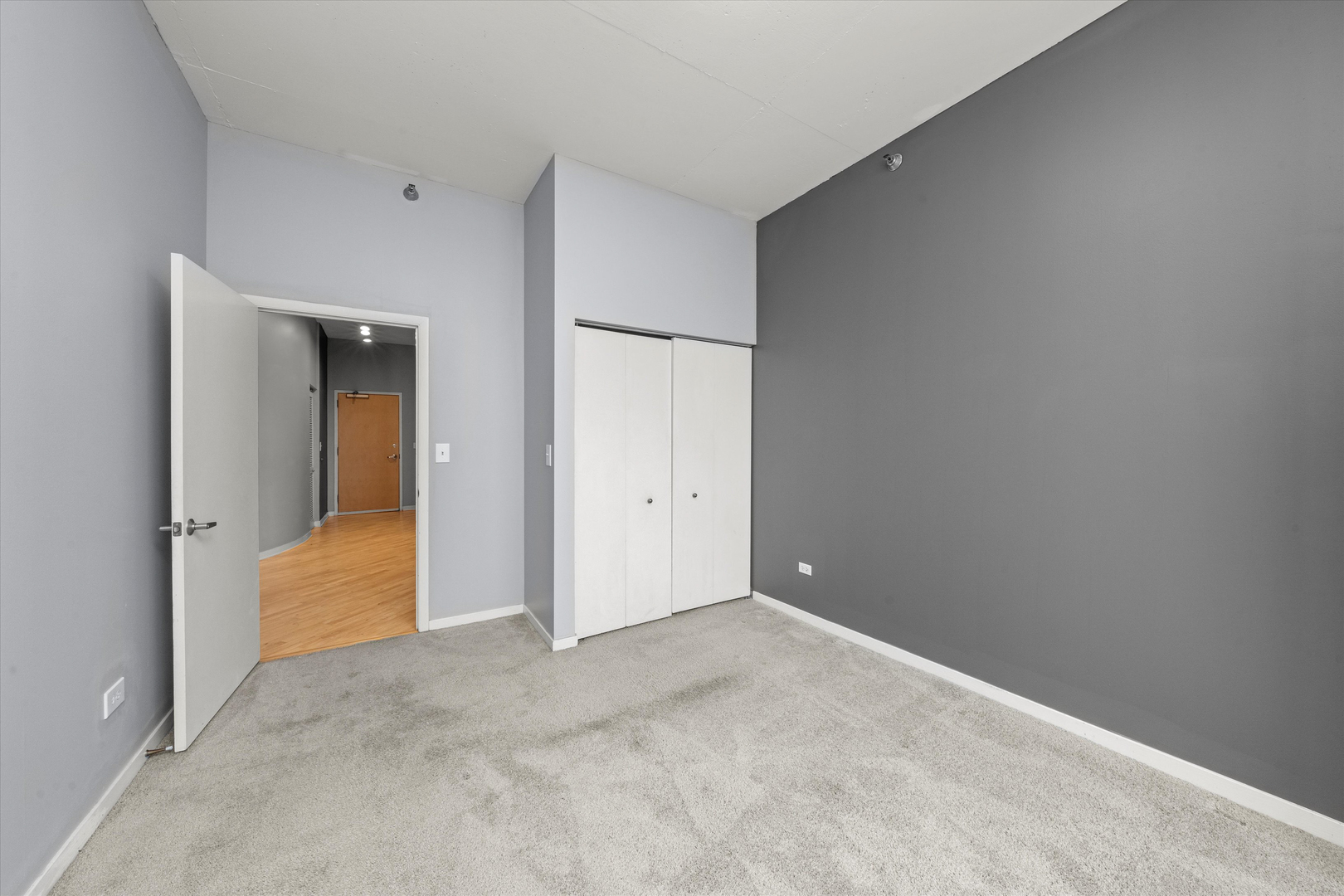 1600 S Indiana Avenue Unit: 1708