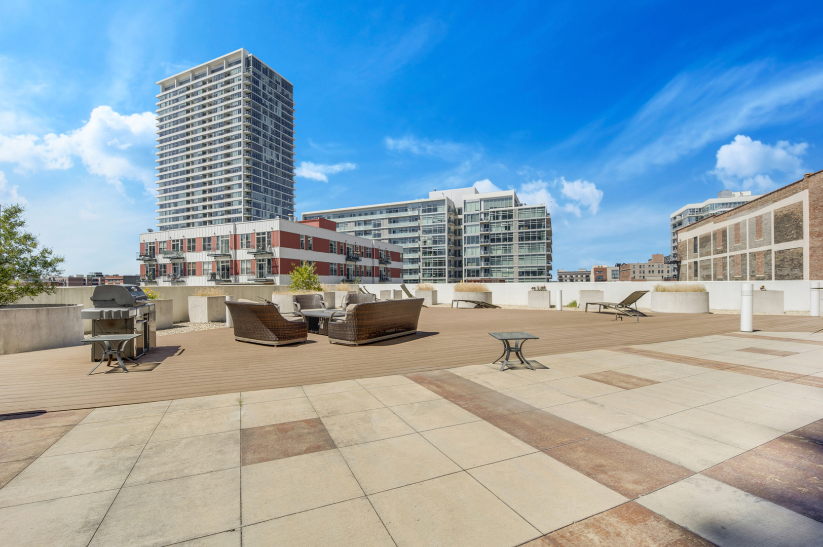 1600 S Indiana Avenue Unit: 1708