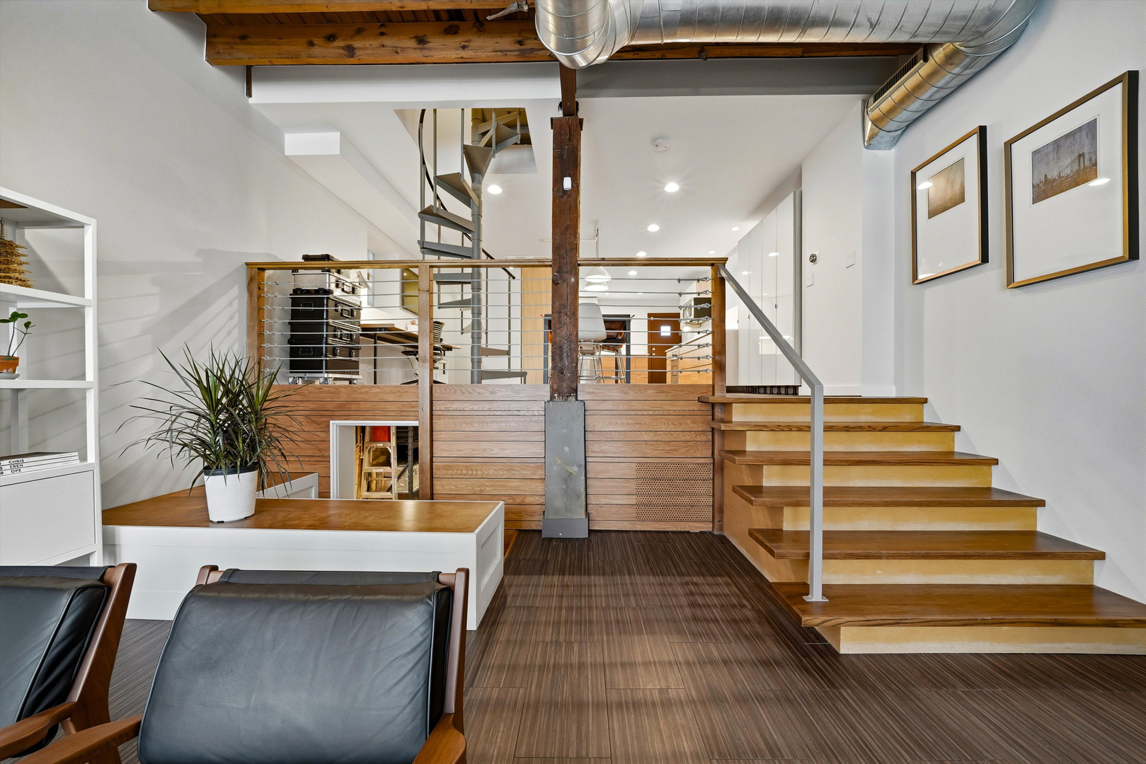 1220 W Hubbard Street