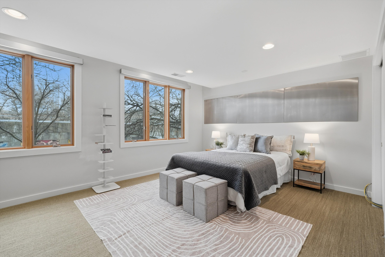 1220 W Hubbard Street