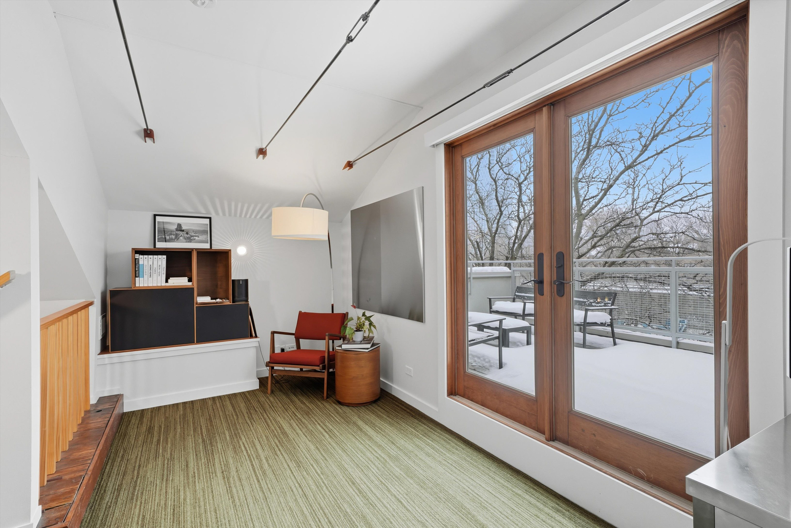 1220 W Hubbard Street