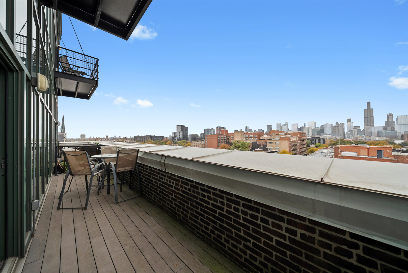 1645 W Ogden Avenue Unit: 702