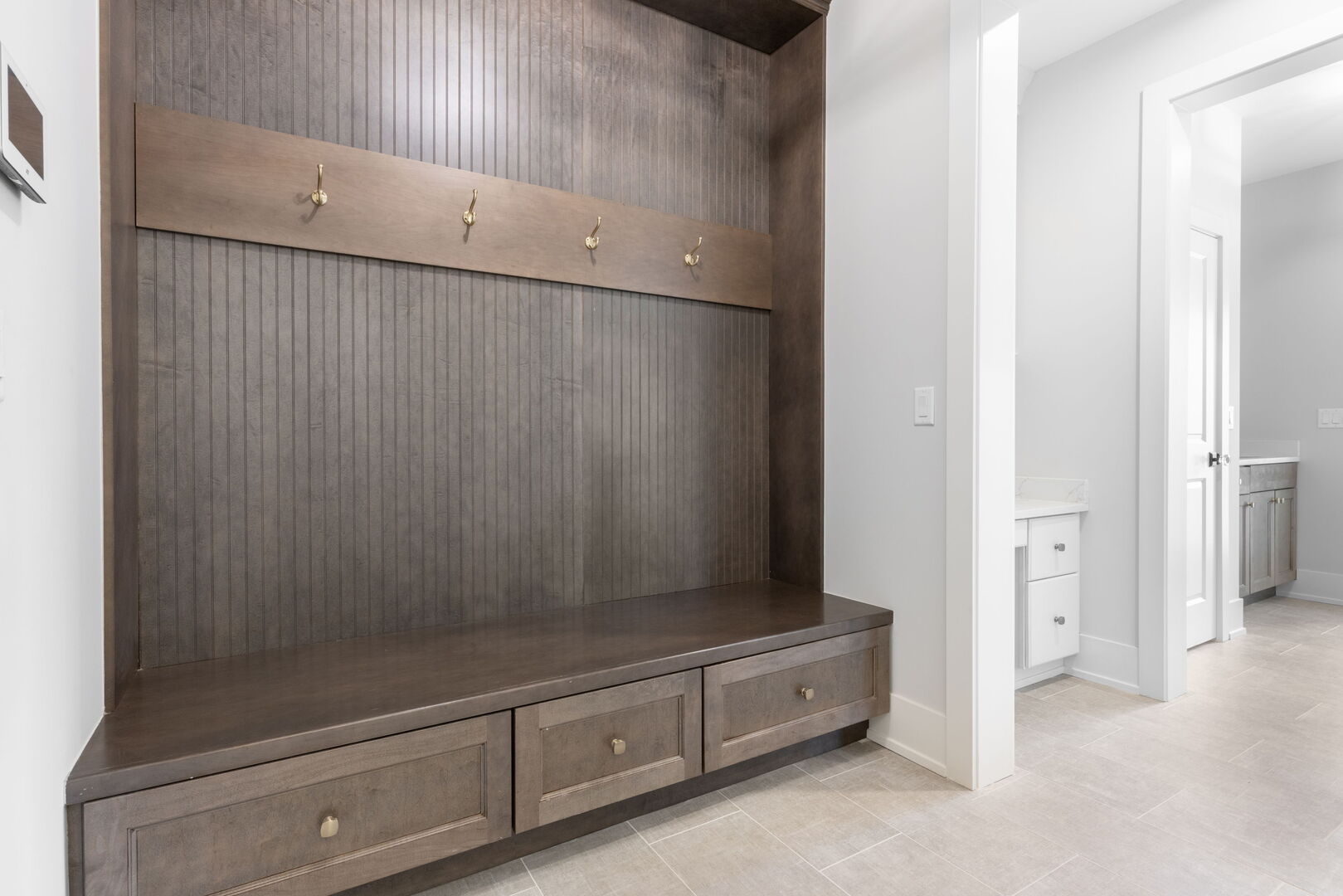 469 S Sunnyside Avenue