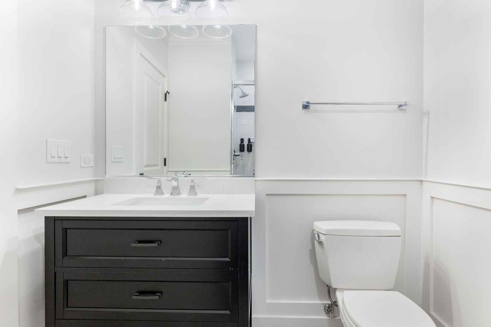 469 S Sunnyside Avenue