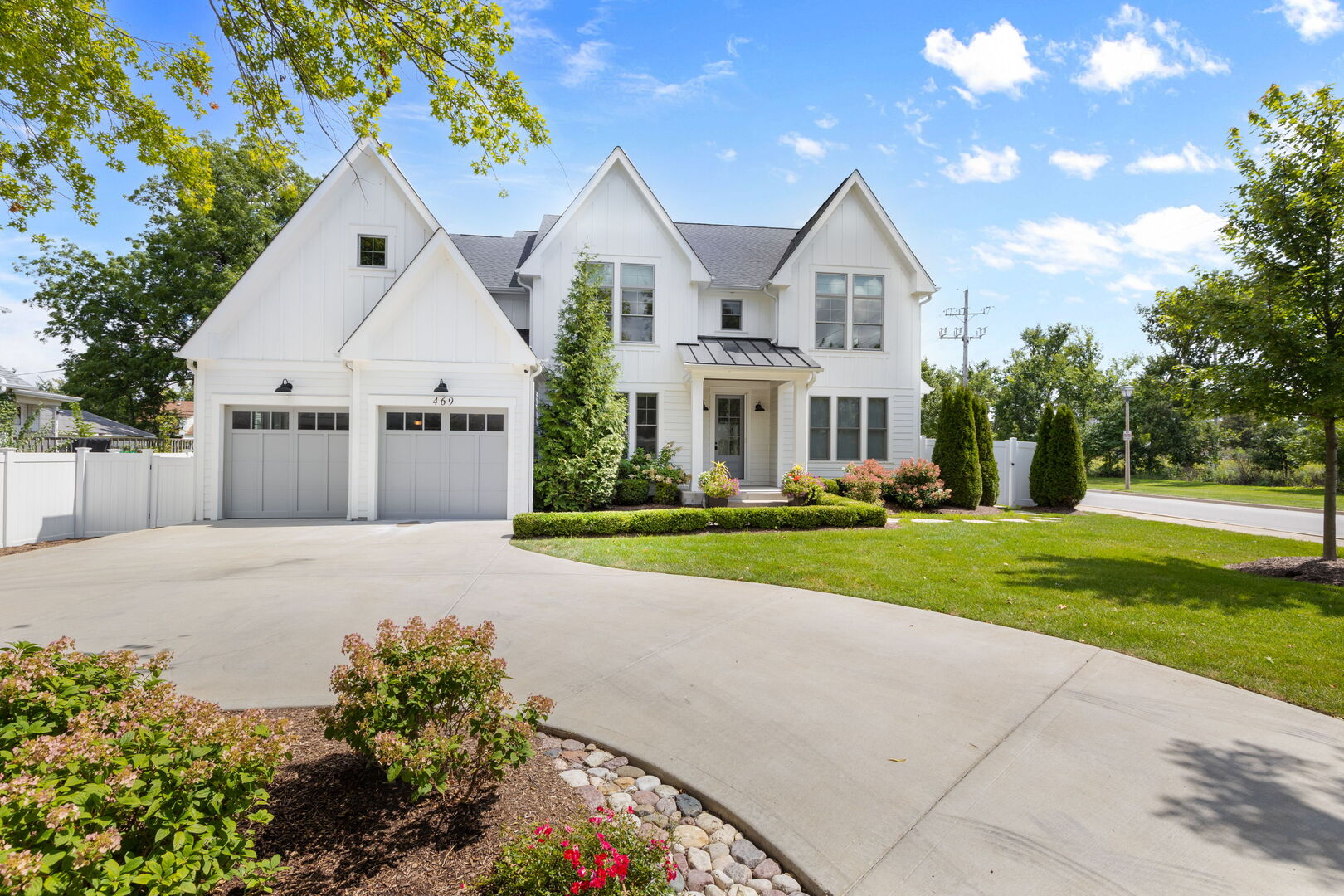 469 S Sunnyside Avenue